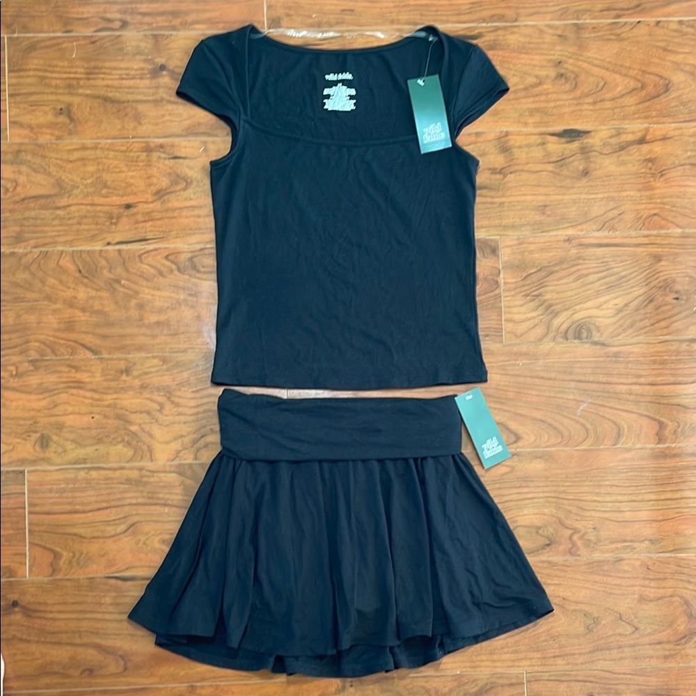 NWT Wild Fable Black Short Sleeve Shirt with Pleated Skort Matching 2 Piece Set